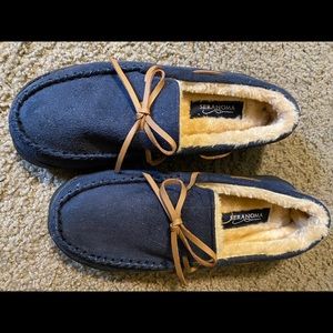 Seranoma slippers